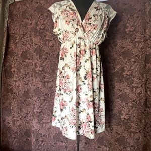 CLEARANCE * Floral casual dress
